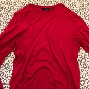 Men’s red long sleeve tee
